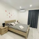 דירה Central Modern Apartment Msida *