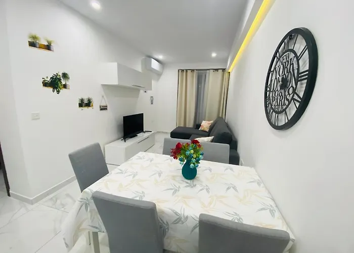Διαμέρισμα Central, Bright & Modern Msida